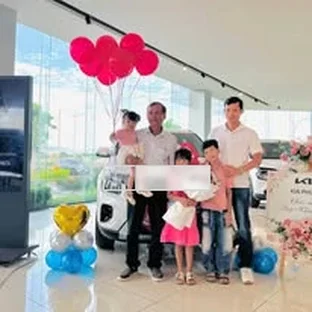Hoạt động tư vấn và giao xe Kia tại Phú Yên 6